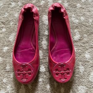 Tory Burch Reva patent leather flats, hot pink, 8M